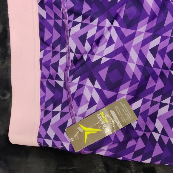 Old Navy Activewear Women's Plus Size - Picture 4 of 6